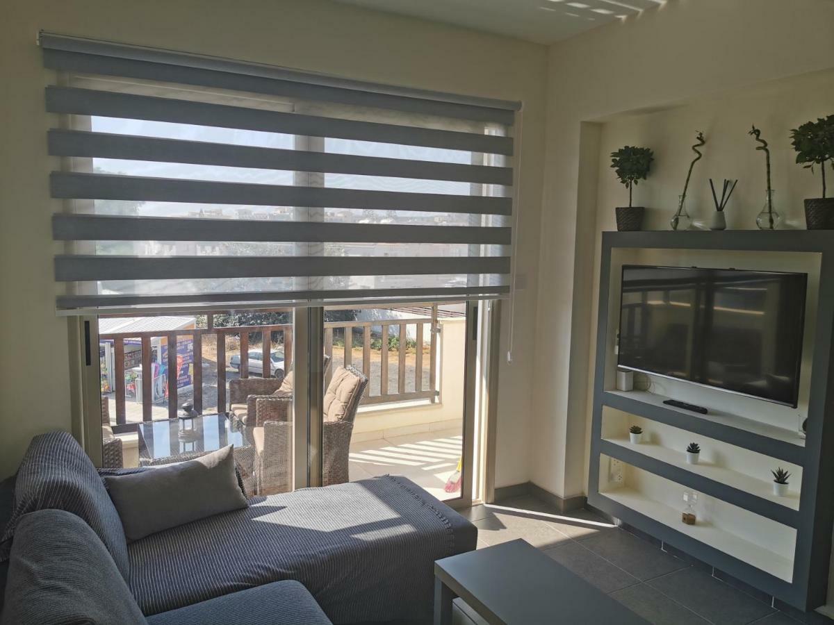Sea View Apartment Protaras Buitenkant foto